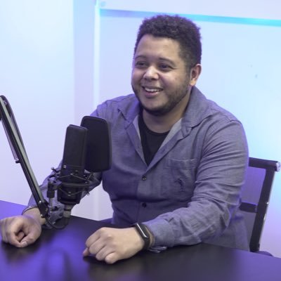 👨🏽‍💻 Product Designer ✊🏽 🎙 Podcast interview: https://t.co/kZQAThr3TI