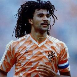 poisonnmike's profile picture. 