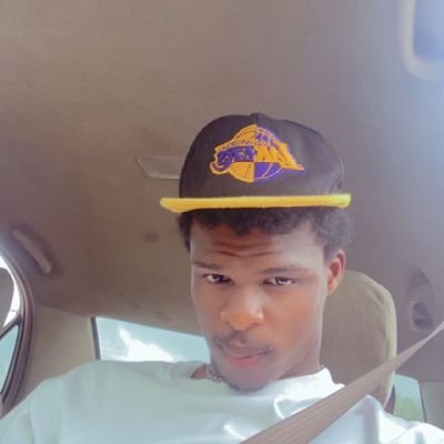 Music and movies enthusiast.
fashion and lifestyle.