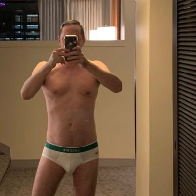 🏳️‍🌈NSFW- 😎💦 Chicago/Belmont Harbor - 40 something business guy- I give anon throat, rimjobs and massages at my place - 🚽