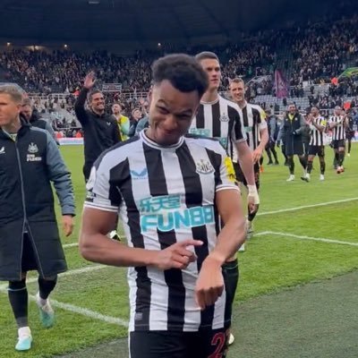 BL737278838327's profile picture. 