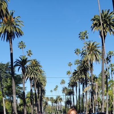 JustJanelle521's profile picture. 