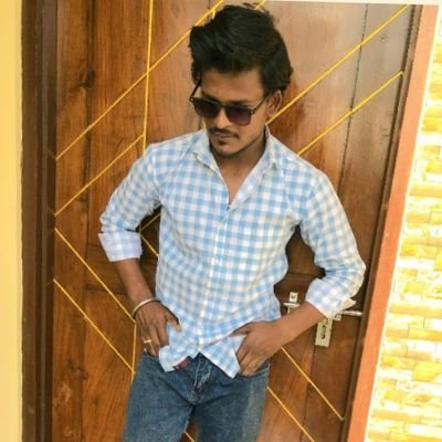 #YouTuber ⚔️🚩📿हर पल जिंदगी की खुशी से जियो .
my love mout 😅😇