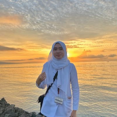 nadzwahssn's profile picture. soon.