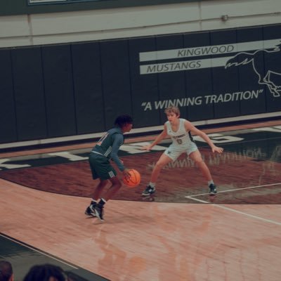 Basketball Player | PG | West Brook Senior High | 5”8 | 140 lbs | co 2026 | ahicks7231@gmail.com