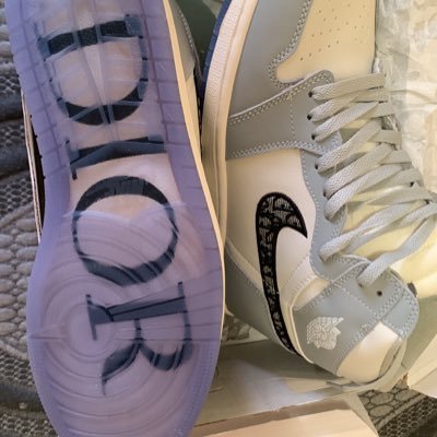 MRFABXRP's profile picture. 26| ♐️ Cryptocurrency #btc #inus #DOGELONMARS FUTURE 🐳 potential 🐋 memes .. shitcoin lover! #BNB 🇺🇸🇩🇴🏳️ (((🔝🔜RIPPLE #XRP)))^^^ vechainVET