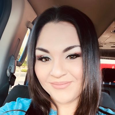 DinaTorres2023's profile picture. 