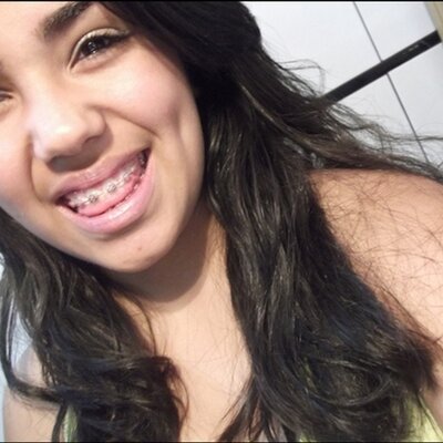 Andreza Oliveira **.'s Twitter (X) avatar