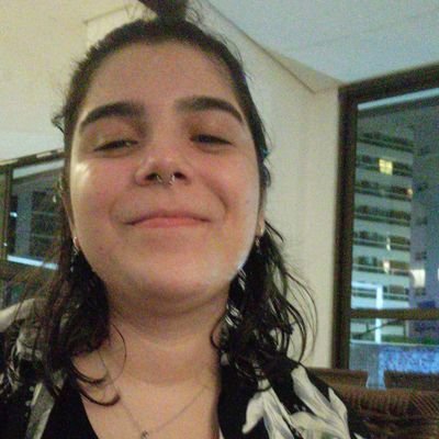 adiosveronica's profile picture. ex míope