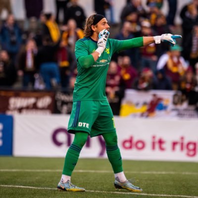 Miami | Cornell University Engineering and Soccer Alum | Goalkeeper @richmondkickers | @westcoastgk Pro Team🧤