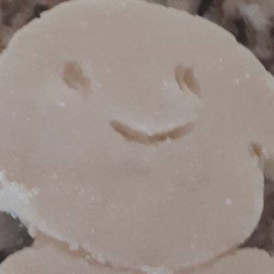 Fornitesuplexxx's profile picture. Avid kirbs and roblox user. Idk really. he him pronouns 👍🏻👍🏻