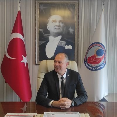 Birleşik Kamu İş Konfederasyonu Genel Sekreteri
Eğitim İş Burhaniye Başkanı 
Beden Eğitimi Öğretmeni