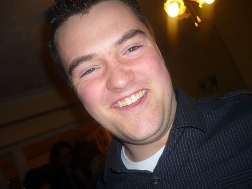 Elwoodify's profile picture. Young, Gay and just living life to the full. I'm also a budding author!