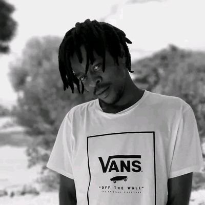 ENTRY_KING|
BEING BROKE IS THE ROOT OF ALL EVIL|
J COLE |
I ADMIRE SMART THINKING |
FUNDAMENTAL AND TECHNICAL ANALYST |I STRONGLY BELIEVE IN GOD🙏