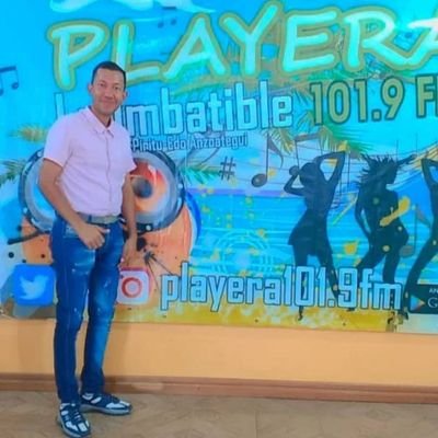 LuisdavidR93's profile picture. Profesor en Educación, Docente de Aula en la U.E.E El Mango N#331 Ner 40, Asesor Docente  Investigador en la UNEMSR y Presentador del Show Retro Playera 101.9fm