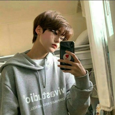 selfCare_mic's profile picture. dirty mind 🔞