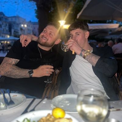 harryreid___'s profile picture. bring something to the table nobody else bought