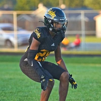 SHS| 2025| DB&WR| 5’10 150| bjarvaris8@gmail.com