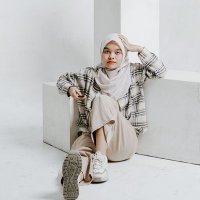 Ade Yuanita Putri Pratiwi (@adeyuanitaputr4) 's Twitter Profile