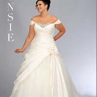 Laurel Palmer - @amoreplusbridal Twitter Profile Photo