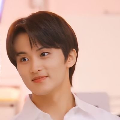 #MARK #HAECHAN #WINWIN
mostly hype Mark Lee