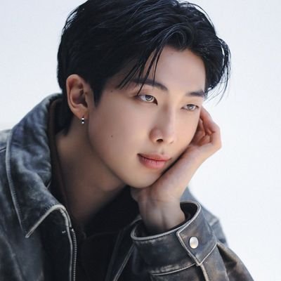 namjoonstarfan's profile picture. I love music that forces the soul to take notice.