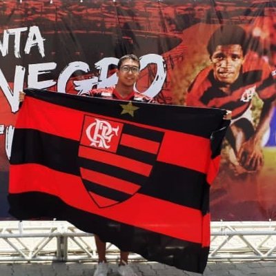 A diferença de ser rubro-negro começa por nós. Enquanto os outros tem torcida, o Flamengo tem uma Nação. !