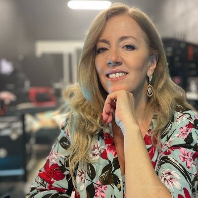 RoxySozio's profile picture. #Entrepreneur #MusicManager 👩‍💻 @InnerCatMusic @RiveraMao @jhonpear @tonyjofficial