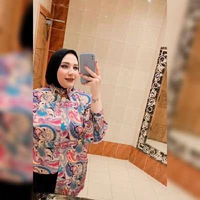 كل نجاح دائم أصلُه نيّة طيّبة، أحسنوا النوايا توهب لكُم الحياة. ليس كُل ما في القلب يُحكى، فبعضُ الصمت أجمل. في داخلي بقايا راحلين وقلب ينادي الغائبين..