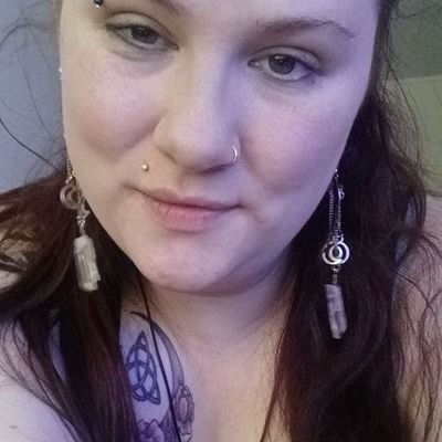 white witch. mother to a little boy. I don't play games. looking for genuine people to talk to and interact with. I am tattooed and pierced.