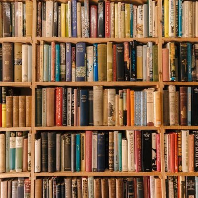 mariabookbanter's profile picture. Maria's Book Banter is a blog where I review and share my opinions on the books I read.