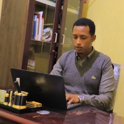 EngMohamudHasan's profile picture. Enterprenuers | Tech Enthusiasm
Former Dean Faculty of IT @UOB,

CEO/Founder @PuntlandCollege

Director @Rajo_hub