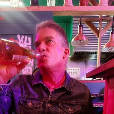 I´m a college graduate in marketing. Some times I'm good and some very bad. Like sport, bikes, movies, travel, aventure, open to new......and more...hehe!