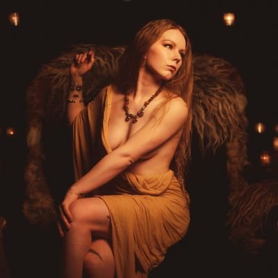 Photographer & model creating highly stylized Fantasy imagery at
https://t.co/vwEdqFpB4h

Media developer via Wolf Mountain Productions