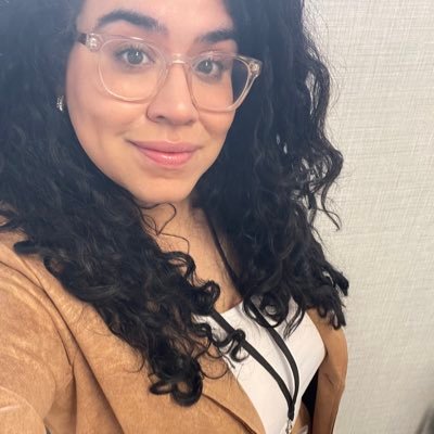 ElizabethF11931's profile picture. 