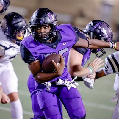 c/o 2024 RB/WR... @Fulshear_HS // Head Coach @coachcodutti // Daviongodley@gmail.com(4.4 40y ) /3.8 GPA /height 5’8/weight 194/