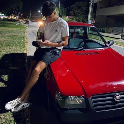 FredesNaza's profile picture. 