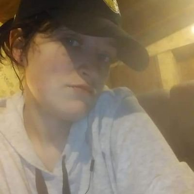 I'm 100% legit, Scared of severe weather, She|Her, Mj Defender/Fan/Stan, Lisa Marie Presley fan, Cherokee Descent, lives IN GEORGIA, #MoonWalker, #PurpleNation,