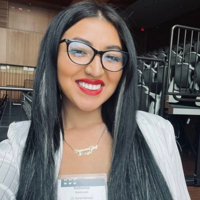 Xicana mami🇲🇽🇬🇹🇦🇷SouthCentral LA |UCLA Alum|UCSB Sociology PhD student: child welfare, gendered violence & mental health|Justice advocate #fordfellow