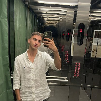 francobeltra2's profile picture. IG francobeltra 👈