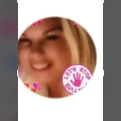 ElbeeBennettt's profile picture. 