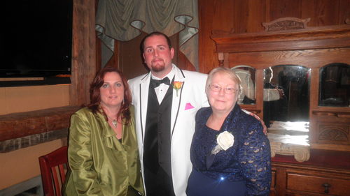 sueluposmith's profile picture. 