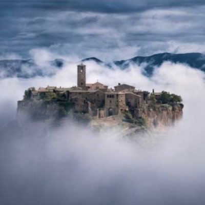 Bistrot pizzeria restaurant in the center of Bagnoregio near Civita that dies. typical cuisine with wine cellar.