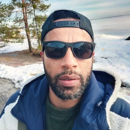 eskuntaw's profile picture. Being a father is my greatest achievement. 🇪🇹🇫🇮