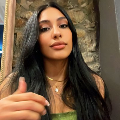 melodysntos Profile Picture