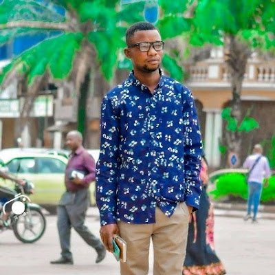 b33272's profile picture. 