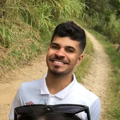 Engenheiro, 24. Nesse perfil encontrará 99% de conteúdo sobre @FluminenseFC e 1% eu falando merda.