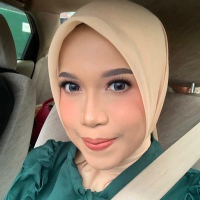 shashafirans's profile picture. maaf bgt tapi mungkin isi tweet bakal banyak nge reply autobase 😭