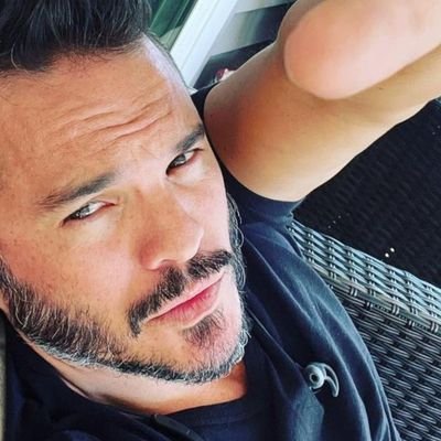 I'm a male that enjoys sports, skiing, hiking, boating, driving, drinking, football, women, sex, threesomes, and makes lots of $$$.