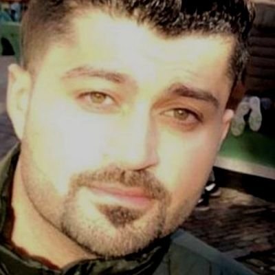 يا دهر أف لك من خليل * كم لك في الاشراق والأصيل من طالب وصاحب قتيل * والدهر لا يقنع بالبديل وإنما الأمر إلى الجليل * وكل حي سالك السبيل
السلام على من غسله دمه